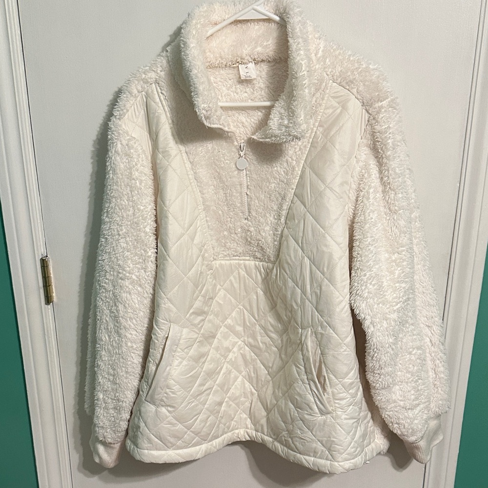Livi Active Cream Teddy Jacket Womens 18/20